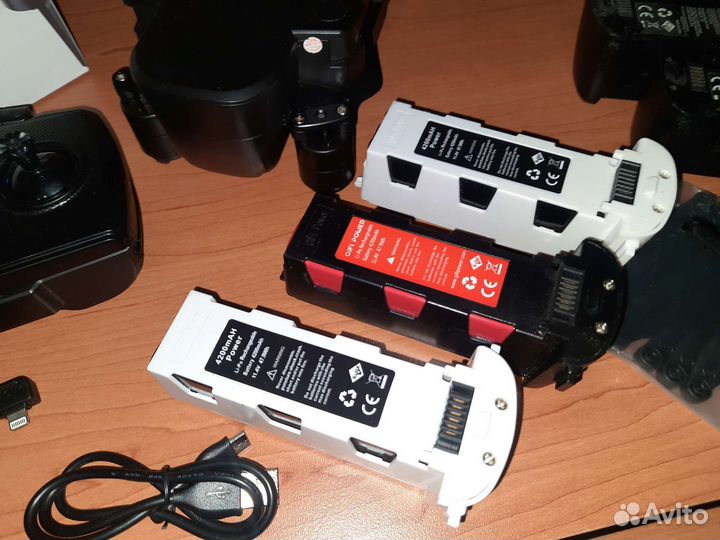 Квадрокоптер Hubsan Zino Pro