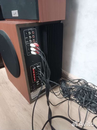 Акустическая система 5 1