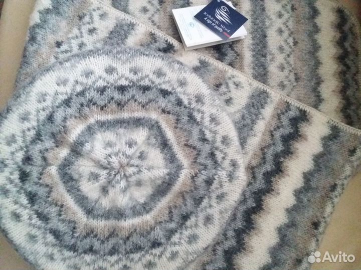 Берет, шарф из исландской шерсти Freyja новый