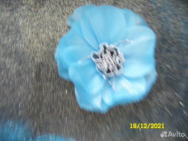 Костюм праздничный 34 размер на 5-7 лет