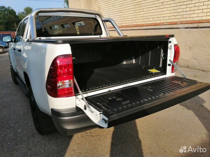 Крышка в кузов Jack T6 3х секционная U-tuning