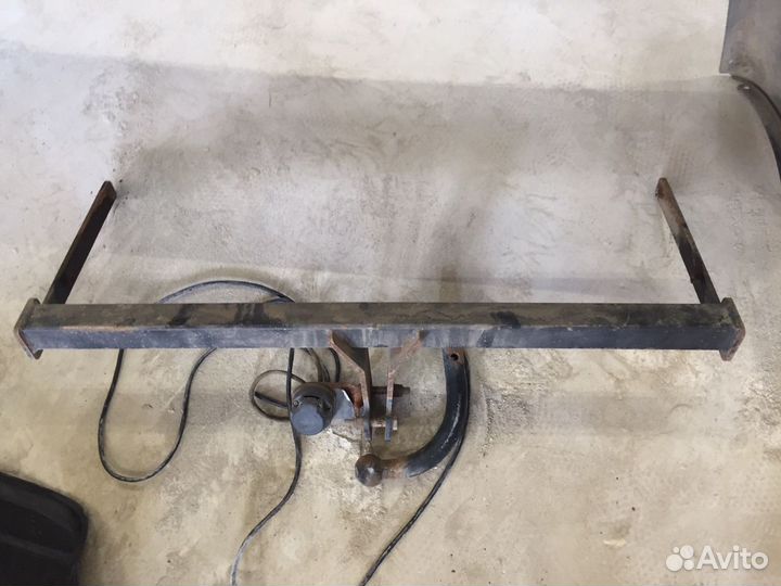 Фаркоп Skoda Rapid