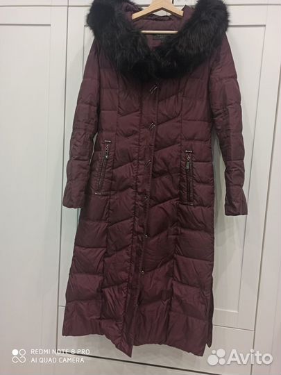 Женское зимнее пальто-пуховик длинный приталенный