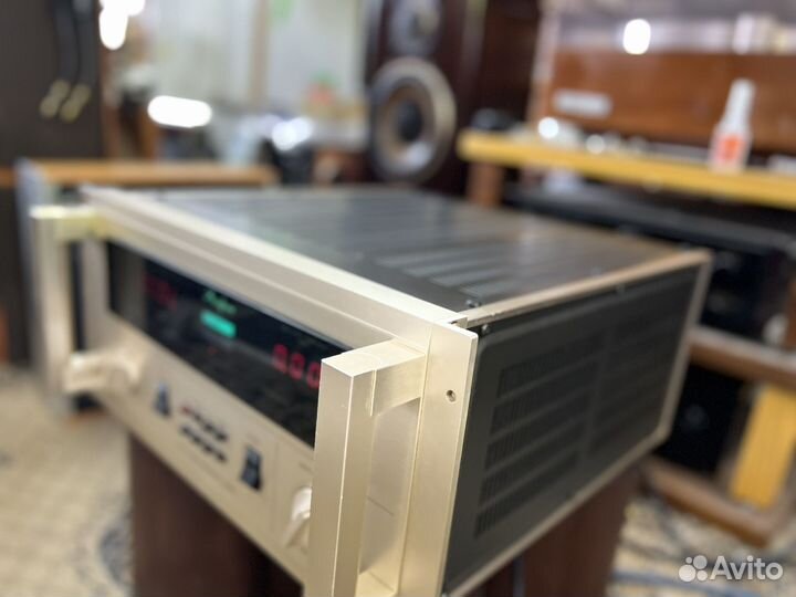 Усилитель мощности Accuphase p600 220вольт