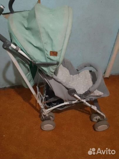 Прогулочная коляска трость