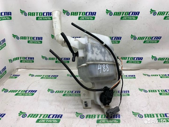 Бачок стеклоомывателя Mazda 3 BL R2AA 2009