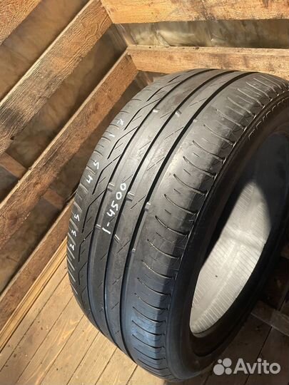 Bridgestone Turanza T001 235/45 R17