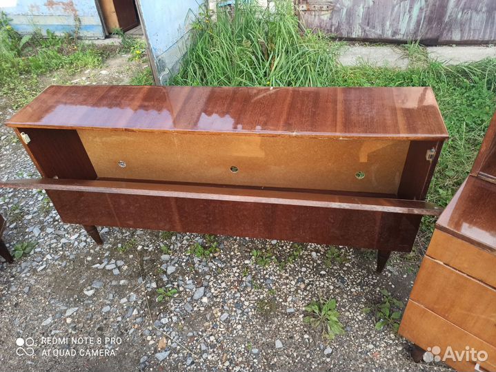 Трюмо, тумба, столик журнальный