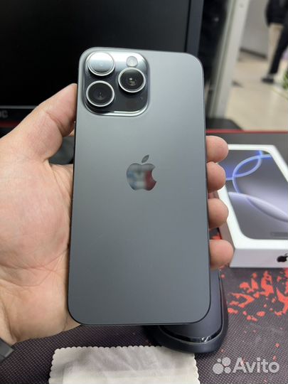 iPhone 15 Pro Max, 256 ГБ