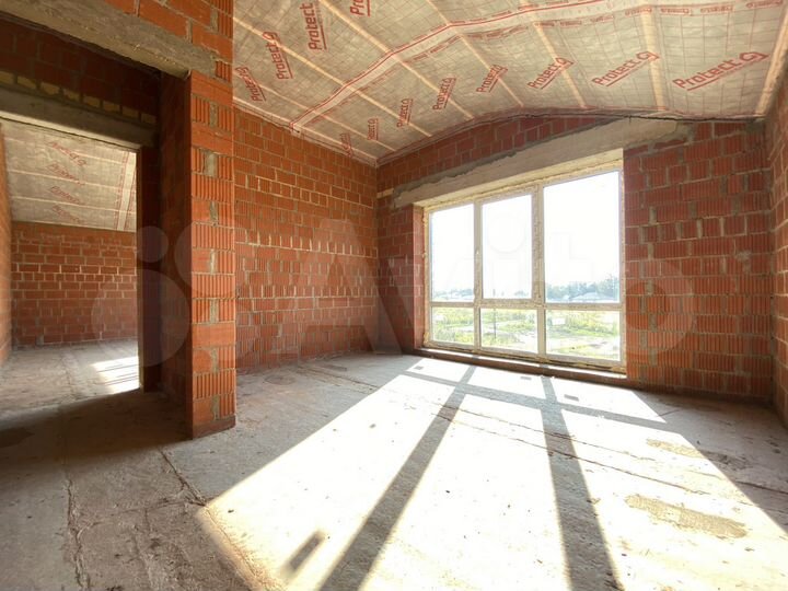 Дом 134 м² на участке 4 сот.