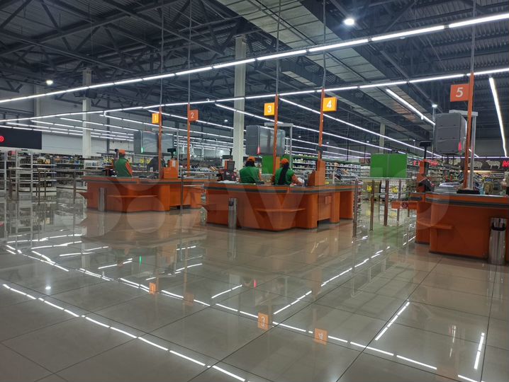 Торговая площадь, 1500 м²