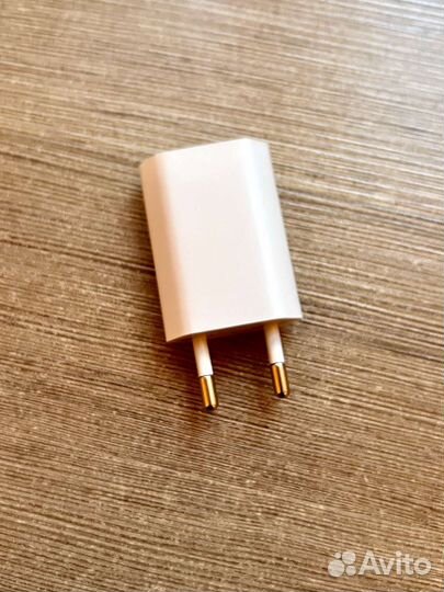 Зарядный блок для Айфона 5W (новый)