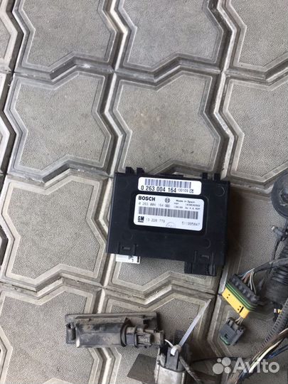 Партроники задние на опель астра Н