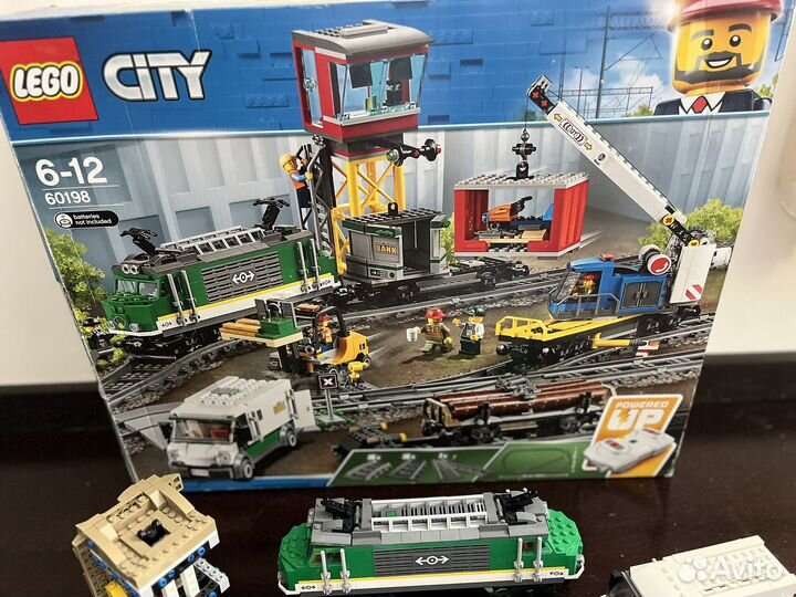 Конструктор lego city 60198 Товарный поезд