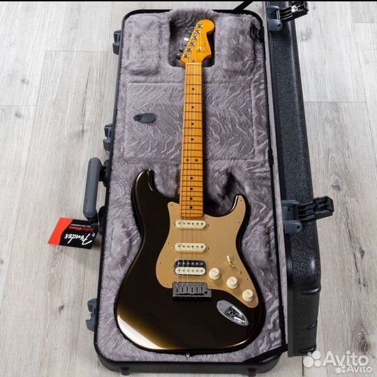 Электрогитара Fender American Ultra Stratocaster