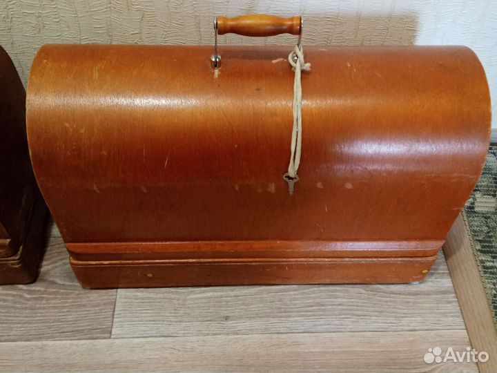 Швейная машина Подольск ручная