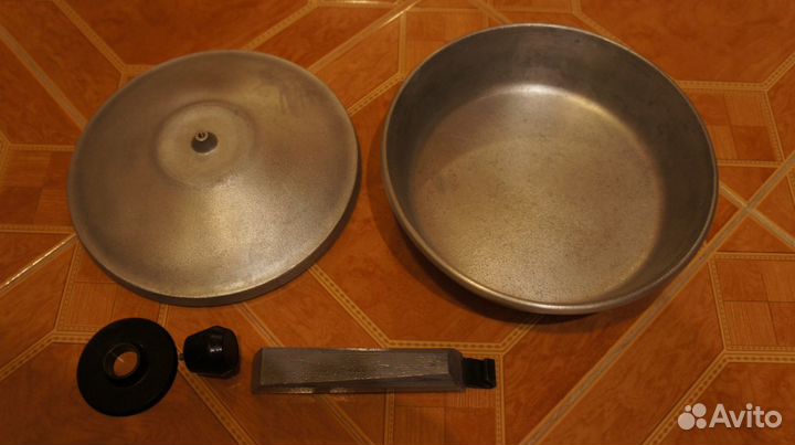 Сковорода, ножи, лоток и др. товары для кухни СССР