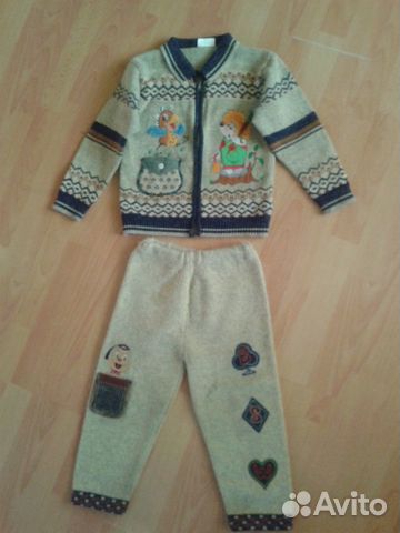 Костюмчик шерстяной (кофта + штаны)