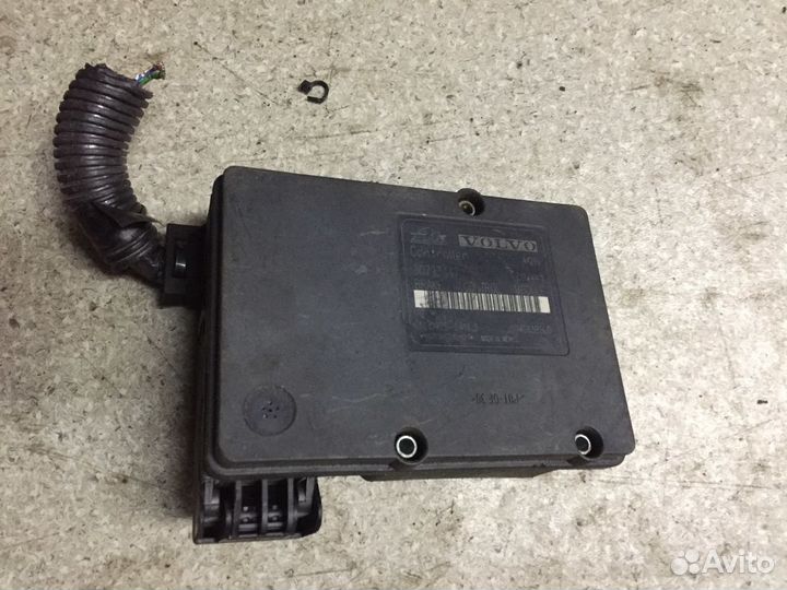 Вольво S80 S60 блок ABS 30793447 30714956