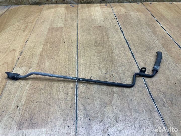 Трубка охлаждения дроссельной заслонки Opel Vectra