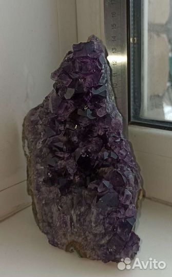 Камни и минералы