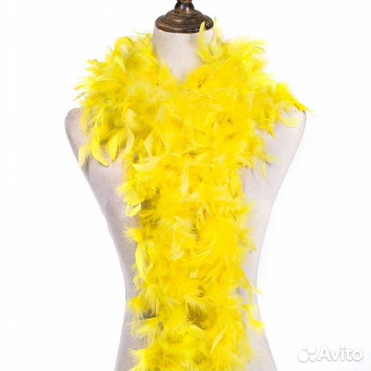 Перья на ленте