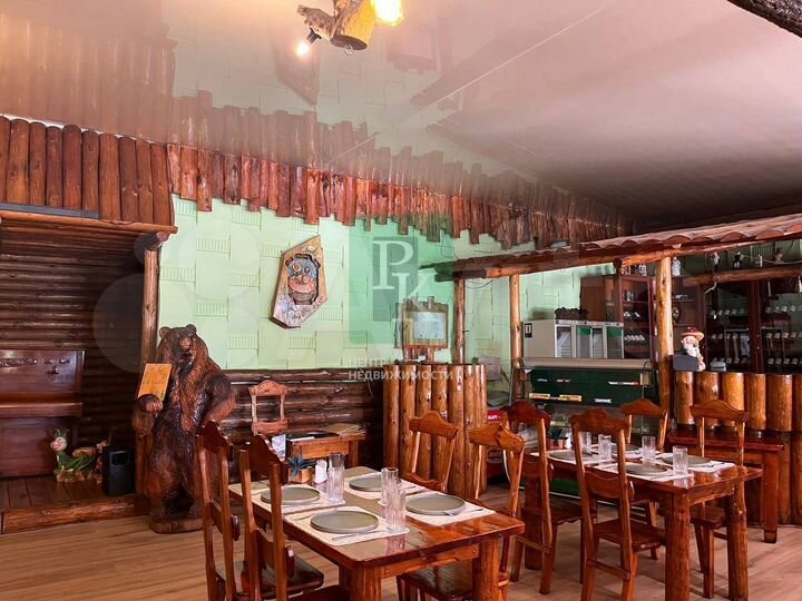 Отдельно стоящий ресторанный комплекс