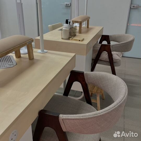 Мастер маникюра и педикюра