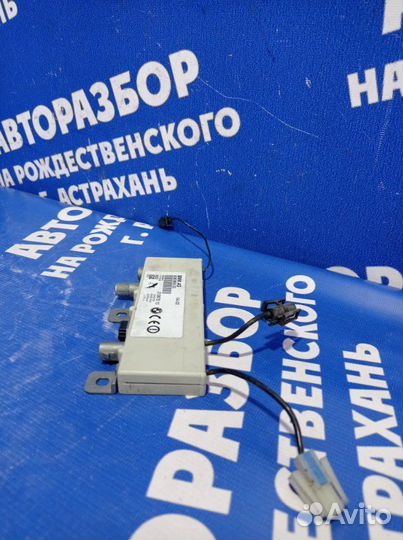 Усилитель антенны Bmw E39 седан 2000