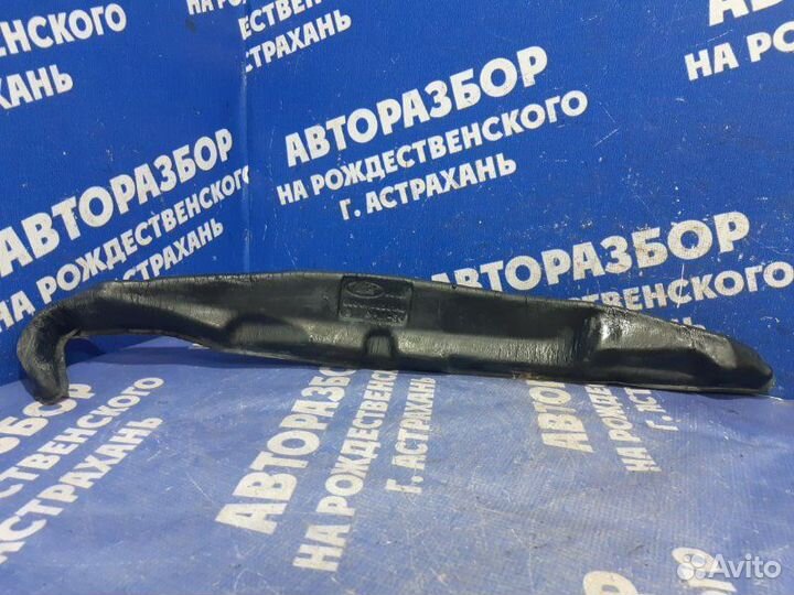 Пыльник крыла Ford Fiesta хэтчбек fyja 2007