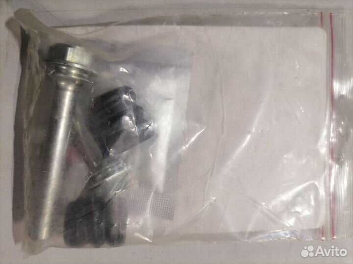 Направляющие тормозного суппорта Skoda Octavia 2