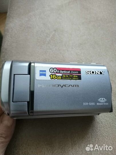 Видеокамера sony