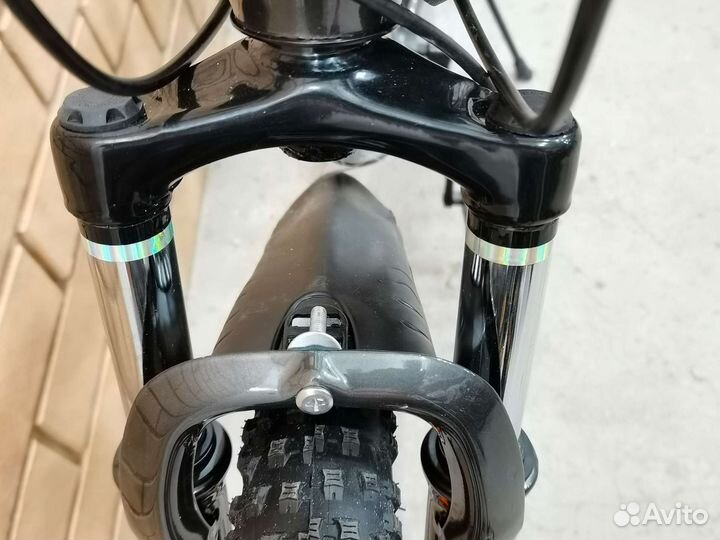 Велосипед скоростной на литых дисках 26 дюймов