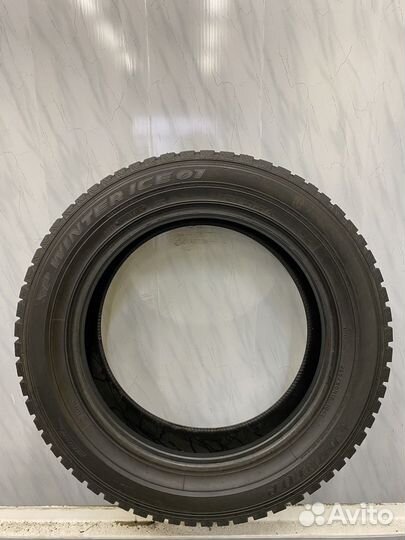 Dunlop SP Winter Ice 01 225/60 R18 T