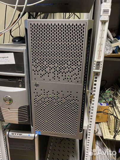 Сервер HP ProLiant ML350p Gen8