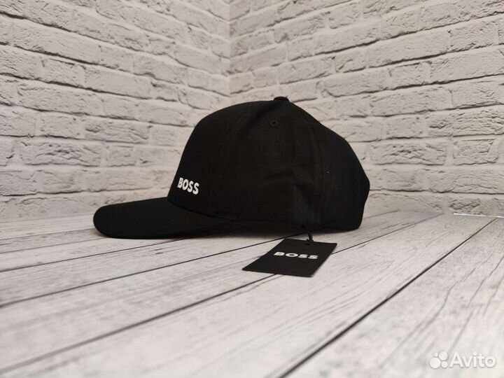 Hugo Boss новая бейсболка снепбек оригинал