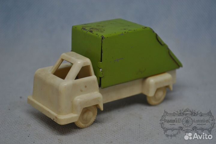 Игрушки СССР машинки