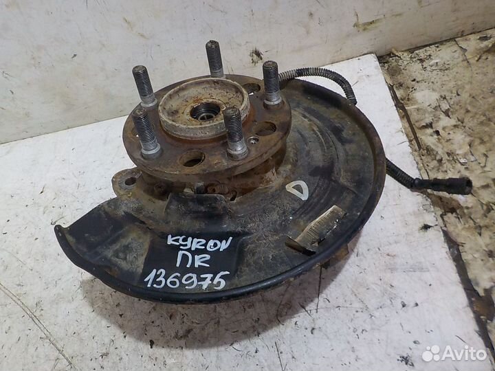 Кулак поворотный передний правый Ssangyong Kyron