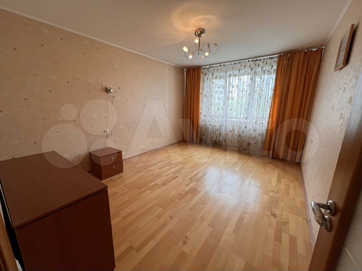 3-к. квартира, 83 м², 6/10 эт.