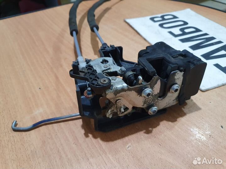 Задний правый замок Шевроле Эпика 2008 год