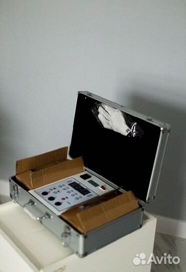 Аппарат микротоки в чемоданчике B-809