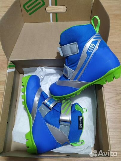 Лыжи беговые.Лыжные палки и ботинки