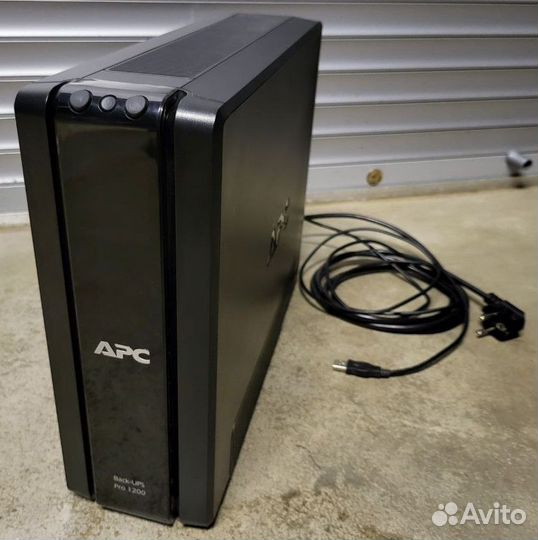 Ибп APC Back-UPS Pro 1200 (BR1200G-RS)