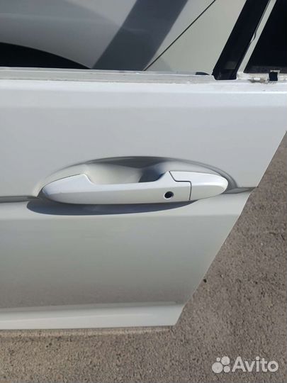 Передняя левая дверь хонда фит GK3