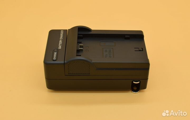 Зарядное устройство NP-FZ100 для Sony