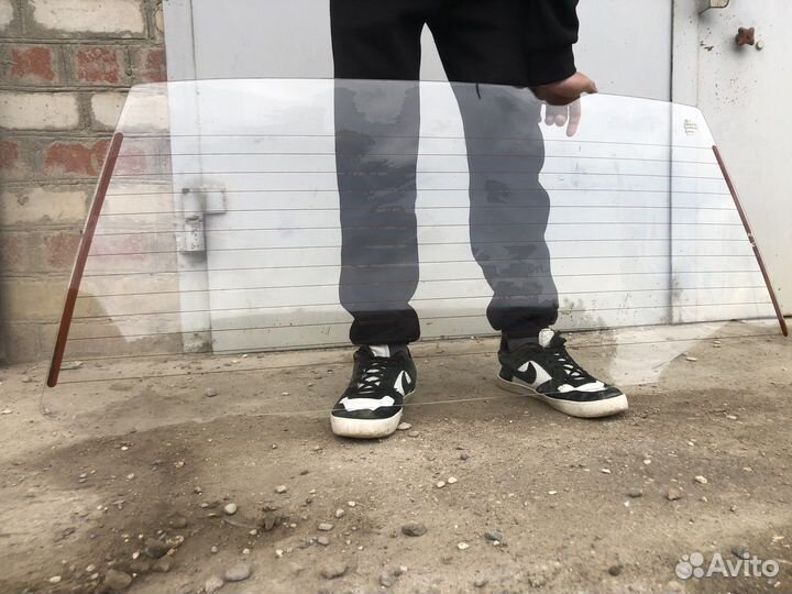 Заднее стекло на ваз 21099