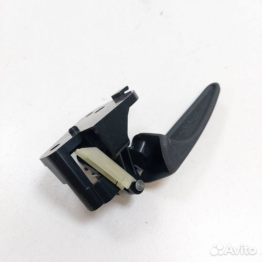 Ручка открывания двери Калина 1118 левая