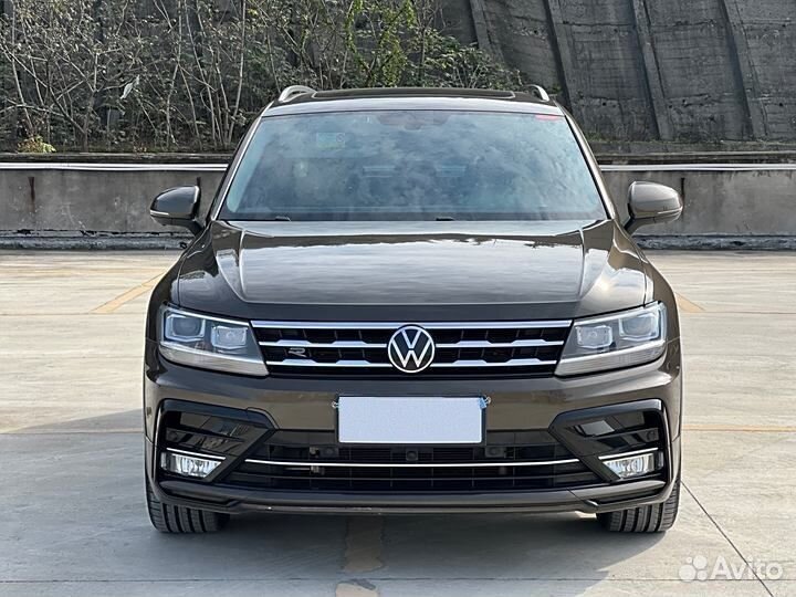 Volkswagen Tiguan 2.0 AMT, 2021, 77 000 км