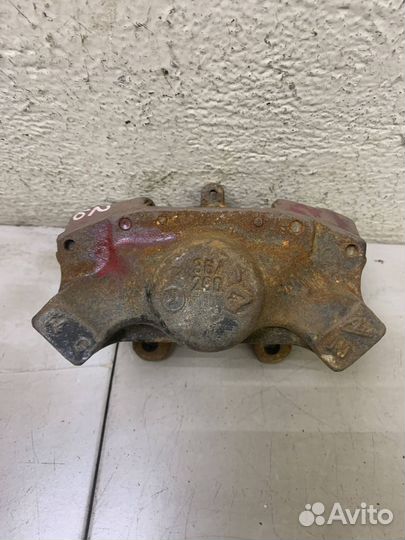 Суппорт задний левый Mercedes W210 E