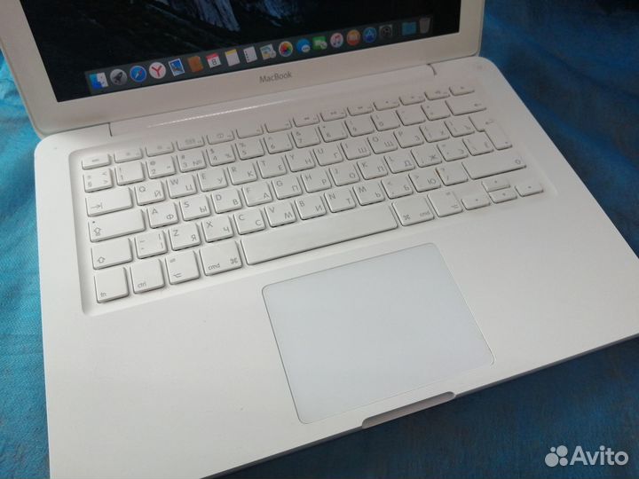 Aррlе масbоok 13 mid 2010